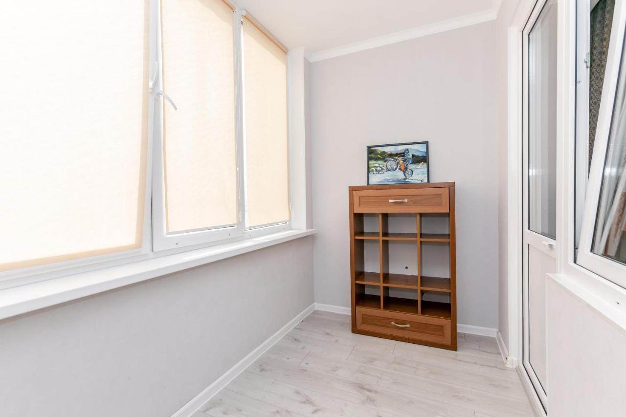 Apartament in zona Centrala si Parc Chişinău Esterno foto