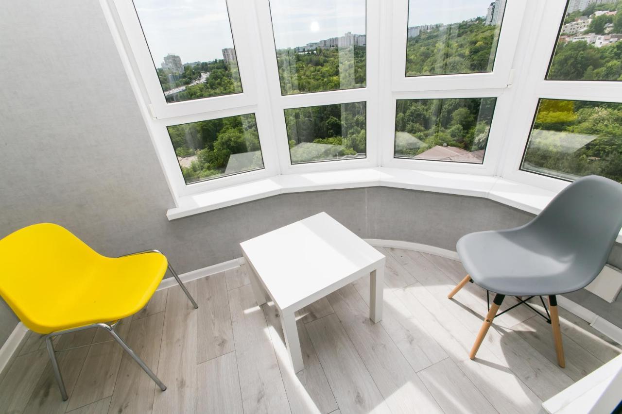 Apartament in zona Centrala si Parc Chişinău Esterno foto